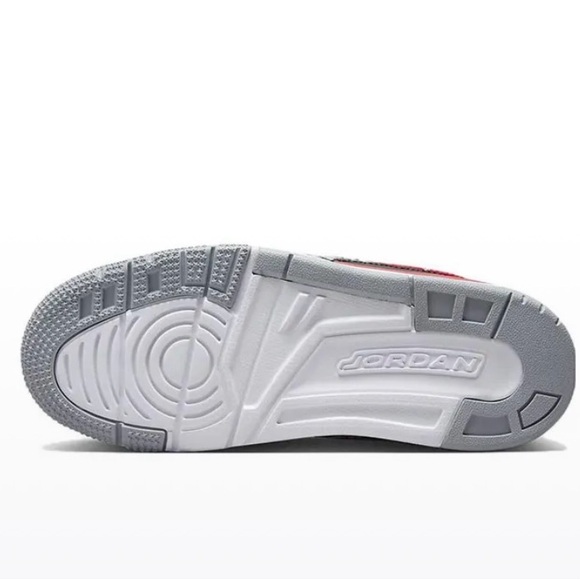 Nike Air Jordan Legacy Low (PS) Little Kids' Shoes White-Gym Red CD9055-160 - Picture 6 of 6